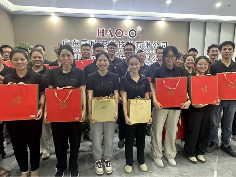 《濃情中秋，共話團(tuán)圓》