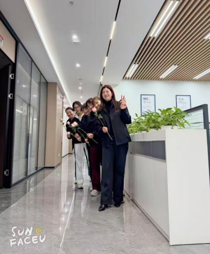 豪歐密封禮獻三八國際婦女節(jié)：以匠心致初心，致敬“她力量”